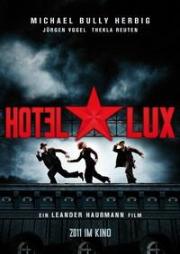 Trailer zu ‘Hotel Lux’ mit Michael Herbig