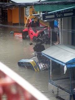 Auch Pattaya ist unter Wasser!