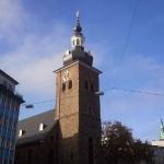 thumbs reise nach wuppertal kirchturm Die Berliner Bande in Wuppertal   leider per Bahn