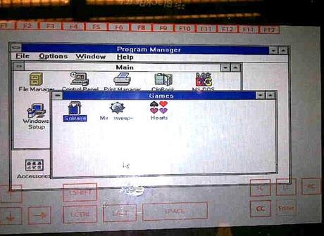 Blackberry Playbook mit DOS und Windows 3.11 als Betriebssystem