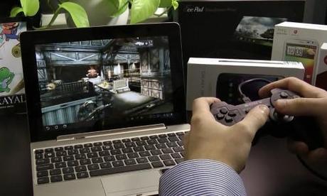 Asus Eee Pad Transformer Prime: Spielen auch mit dem Playstation 3 Controller möglich.