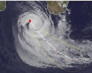 Tropischer Sturm FUNSO zieht in den offenen Ozean, Funso, Satellitenbild Satellitenbilder, aktuell, Indischer Ozean Indik, Zyklonsaison Südwest-Indik, Madagaskar, Januar, 2012,