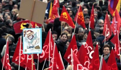 Massendemonstrationen gegen Rajoys Arbeitsmarktreform (#19F)