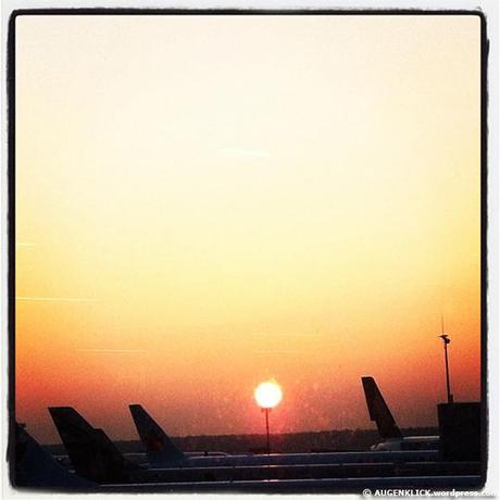 Sonnenaufgang am Frankfurter Flughafen