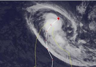 Zyklon KOJI-JONI kriegt die Kurve, Koji, Joni, Satellitenbild Satellitenbilder, aktuell, März, 2012, Indischer Ozean Indik, Zyklonsaison Südwest-Indik, 