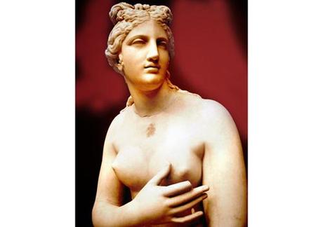 Aphrodite die Schöne, verführt das Seifenblog schoeneseife.de zu einem mythologischen Bad.