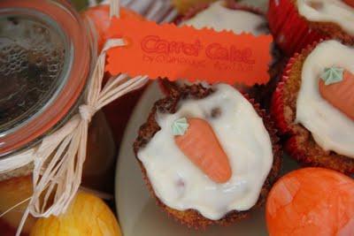 Geschenke zu Ostern - Carrot Cake im Glas
