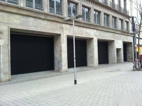 Apple Store in Hannover in bau Fenster bereits abgeklebt