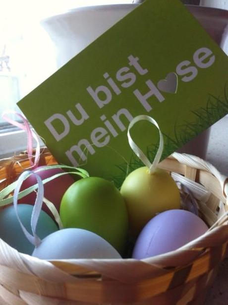 Fröhliche Osterbastelei – von Eiern und Hasen!