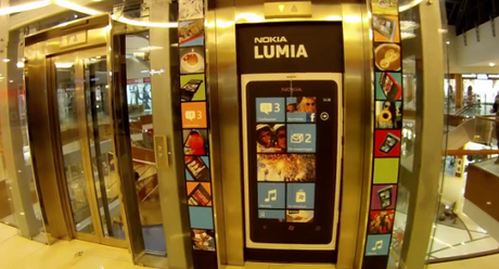 Normale Lumia 900 Werbung reicht nicht aus: Nokia versucht es nun mit der “Sex sells” Werbestrategie Normale Lumia 900 Werbung reicht nicht aus: Nokia versucht es nun mit der “Sex sells” Werbestrategie