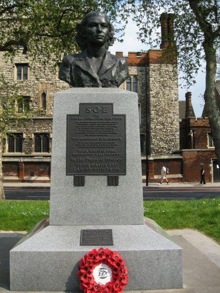Helden auf Britisch oder: ein Denkmal für Terroristen mitten in London