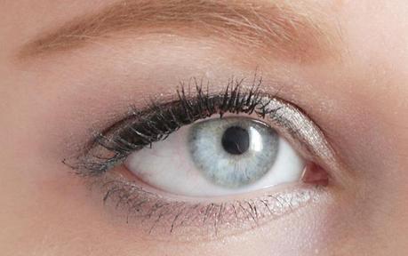 Tipp: Manhattan Intense Effekt Eyeshadow Dim Brown