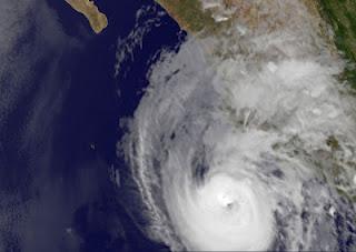 Hurrikan BUD bleibt nahe Kategorie 3, Bud, aktuell, Mai, 2012, Hurrikansaison 2012, Pazifische Hurrikansaison, Nordost-Pazifik, Satellitenbild Satellitenbilder, Mexiko, Jalisco, Puerto Vallarta, Colima, Manzanillo, 