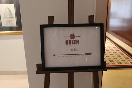 mbfwb13@ Green Showroom - Premium - Show