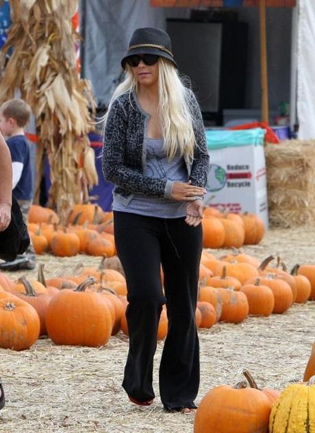 Singer Christina Aguilera at the pumpkin patch with her son Max Bratman in Los Angeles, California on October 14, 2010. Christina is currently getting a divorce from husband Jordan Bratman after getting married back in 2005 and the documents which where filed today citing irreconcilable differences as the reason for the split. The couple have a son together which was addressed in the documents for joint physical and legal custody. Fame Pictures, Inc