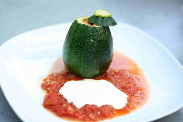 Gefüllte Linsen-Zucchini Gefüllte Linsen-Zucchini