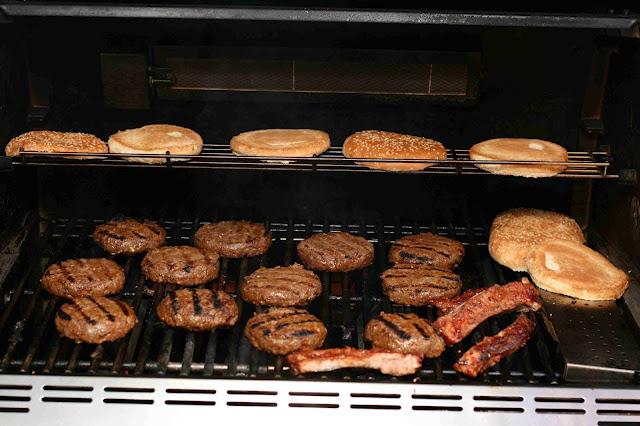 Amerikanischer BBQ-Abschied Amerikanischer BBQ-Abschied