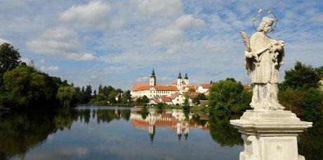 Tschechien: bonbonfarbene Häuser