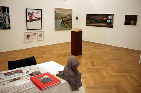 Kunstmesse Linz contemporary art fair Landesmuseum – Galerie Thiele – Mini guardians Waechter Manfred Kielnhofer