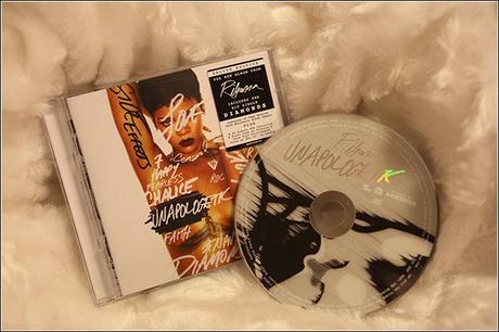 Rihanna new CD/DVD Unapologetic - Review and Tour Dates 2013