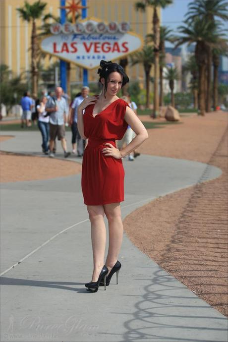 Visiting the beautiful spots in Las Vegas - red minidress - fashionlook