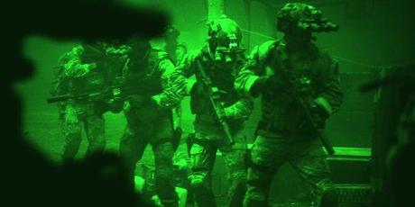 © Universal Pictures International Germany GmbH / US-Soldaten in einer Nacht-und-Nebel-Aktion auf der Jagd nach Osama Bin Laden in Kathryn Bigelows 