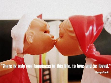 kiss, kiss...just for happiness...
