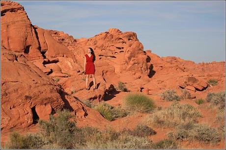 Fashion Calendar 2013 with red minidress - Desert of Nevada - Valley of Fire