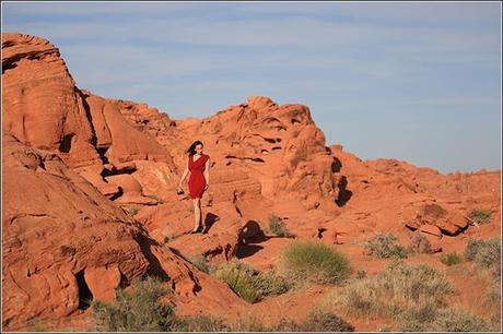 Fashion Calendar 2013 with red minidress - Desert of Nevada - Valley of Fire
