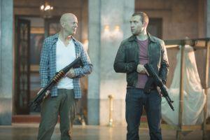 John (Bruce Willis) und Jack (Jai Courtney) McClane