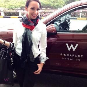 Complimentary limousine shuttle service by the W-Hotel Singapore - with Porsche Cayenne