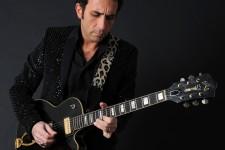 Grenzüberschreitungen beim 24. Bluesfest in Eutin Guitar_Ray