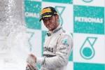 927128321 4252112432013 150x100 Formel 1: Vettel gewinnt den GP von Malaysia mit fadem Beigeschmack 