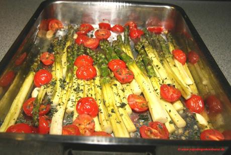 Ofenspargel auf italienische Art, veganes Rezept, Spargel vegan zubereiten