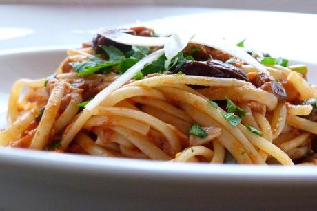 Spaghetti alla Puttanesca: ein Klassiker mit zweifelhaftem Ruf
