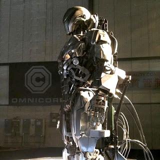 Robocop: Clip vom Set zeigt RoboCop auf Motorrad