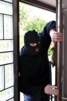 Einbrecher an Haustür