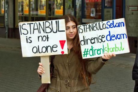 Berlin Supports Istanbul