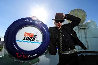 Rockliner 3 legt 2014 ab - Udo Lindenberg und seine Panik-Crew rocken erneut die Mein Schiff