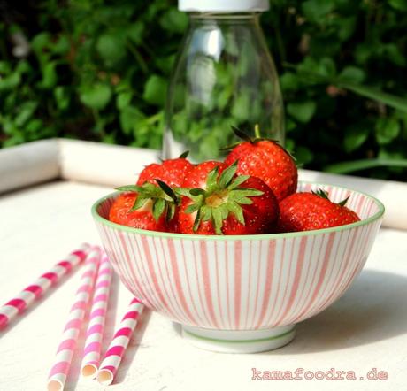 Erdbeer Lassi mit Ingwer