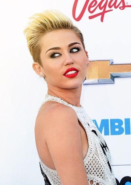 Miley Cyrus: Eltern wollen nun doch keine Scheidung mehr