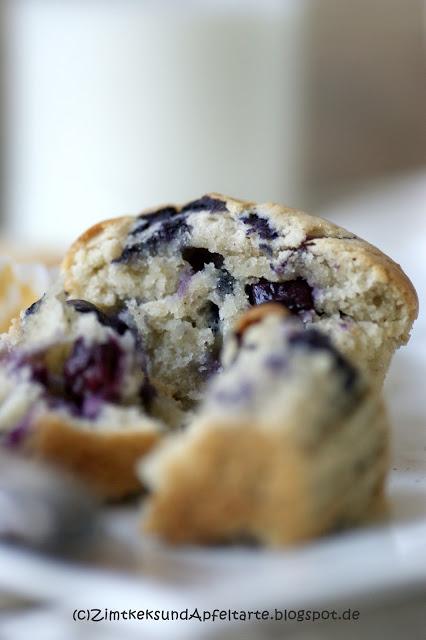 The Winner is..... und köstliche Blueberry-Banana-Muffins