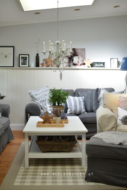 Wohnzimmer dekoration grau: einrichtungsideen wohnzimmer rustikal ...