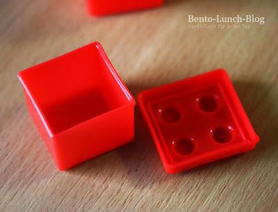Zubehör: Rote Lego-Soßenbehälter für die Bentobox