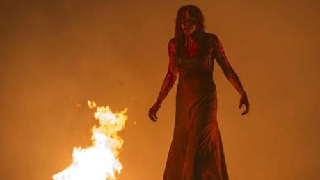 Carrie-©-2013-Sony-Pictures-Releasing-GmbH(2)