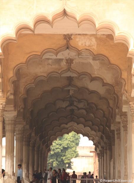 Klein Taj Mahal (Mausoleum Itimad-ud-Daulah) und das Rote Fort in Agra