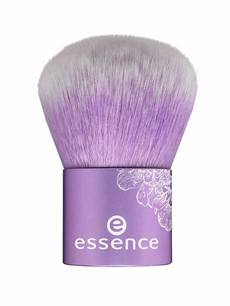 essence trend edition „bloom me up! tools“