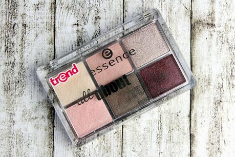 Review: Essence 'all about nude eyeshadow ' mit Amu