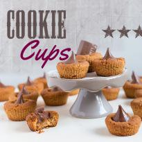 Erdnussbutter-Cookie-Cups mit Hershey’s Kisses