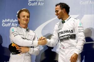 220902992 31520642014 300x200 Formel 1: Hamilton bezwingt Rosberg im Silberpfeil Duell